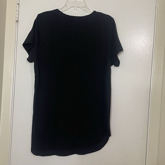 Disney Parks Black split hem scoop neck sequin castle tshirt size XL - Picture 7 of 7